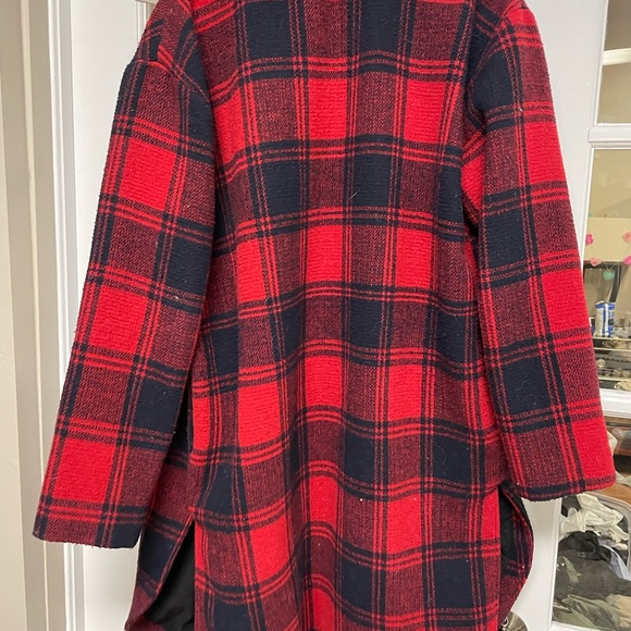 Red coat POL - Picture 4 of 4